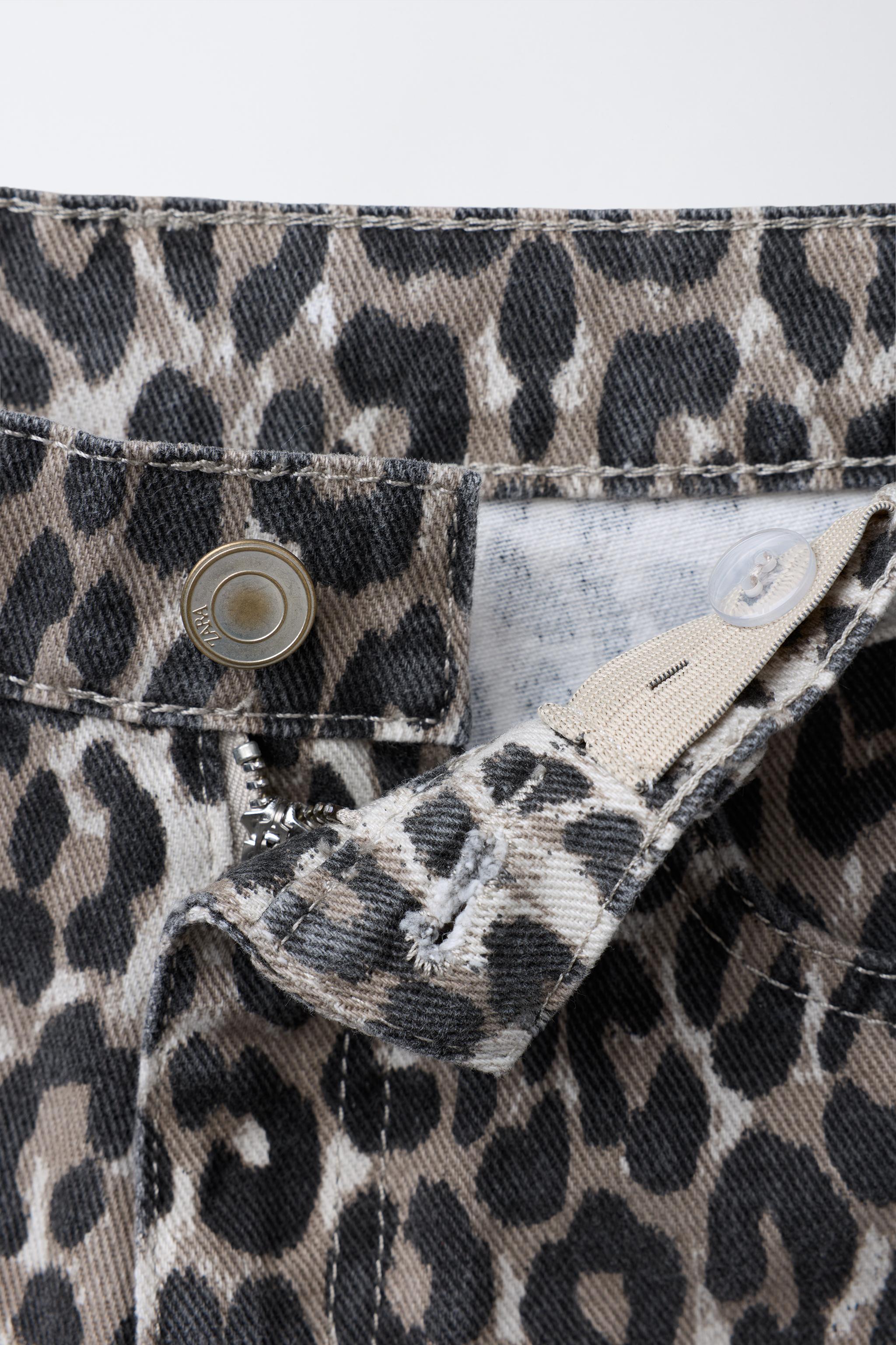 ANIMAL PRINT WIDE LEG DENIM PANTS